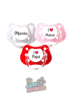 PACK DE 3 CHUPETES PERSONALIZADOS CON NOMBRE - CORAZÓN - 0 a 6 meses